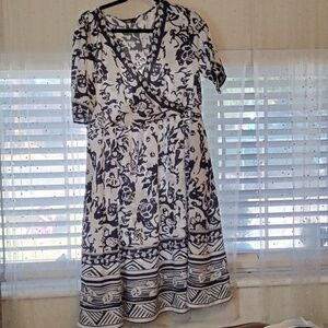 Hekka, Blue & White V-Neck Short Sleeve with Side Zipper Dress, Size: XL